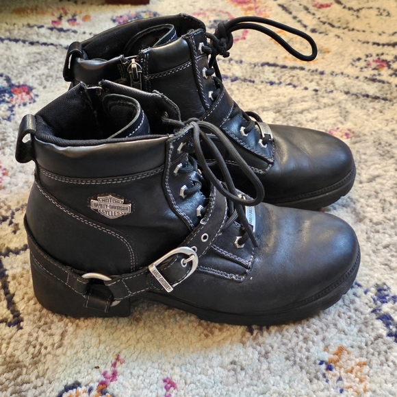 Harley-Davidson Shoes - Harley Davidson black, leather moto boots sz 8 in great shape!